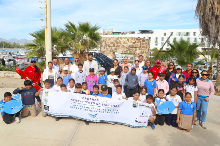 2- AVISTAMIENTO BALLENAS SMDIF 1