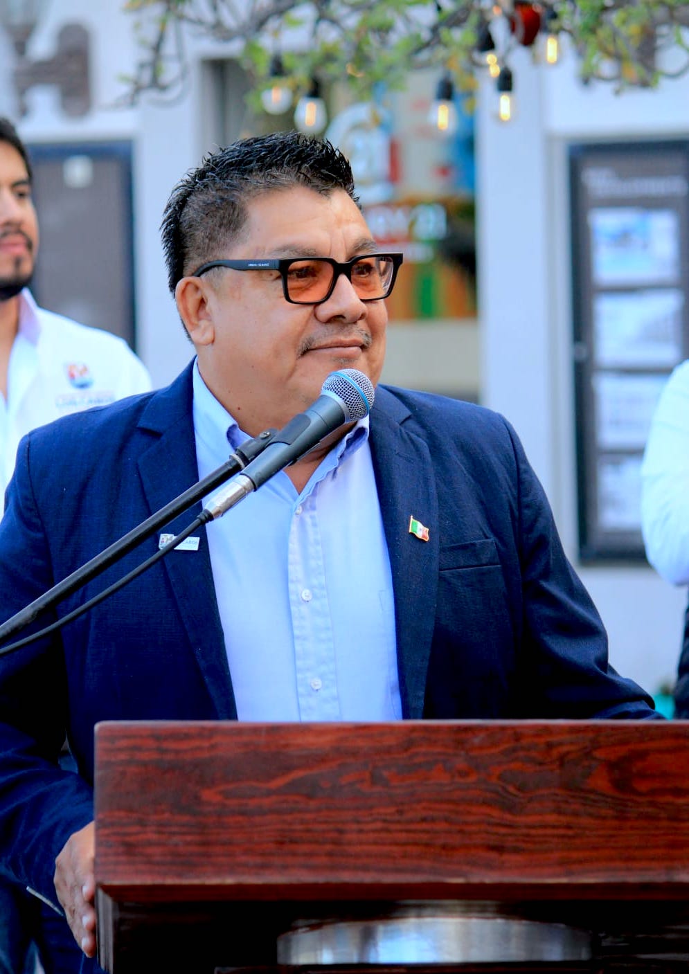 ANUNCIO CONSTRUCCIÓN UNIVERSIDAD ROSARIO CASTELLANOS