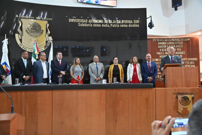 SOLEMNE UABCS 260317 1