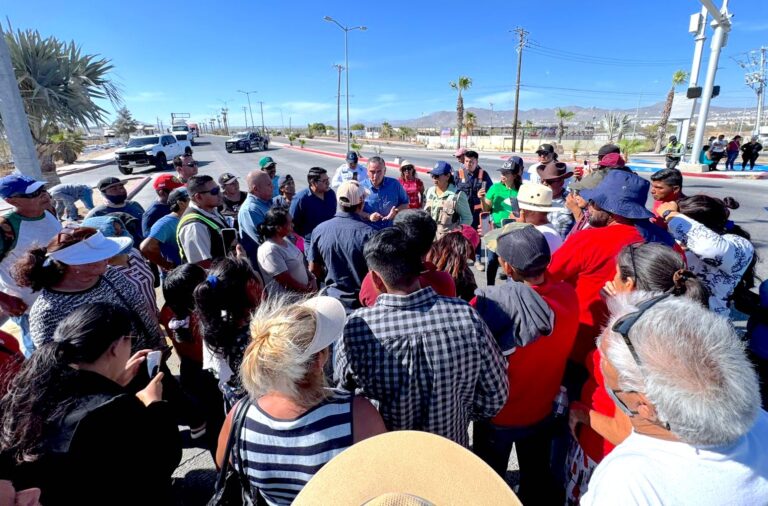 DIÁLOGO SE LEVANTA BLOQUEO COL. FUNDADORES 1