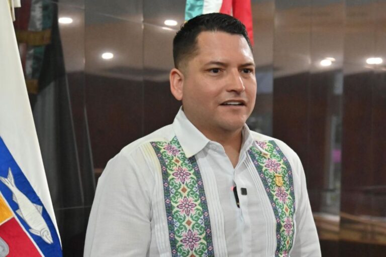 DIP ERICK IVAN AGUNDEZ CERVANTES 260511 2